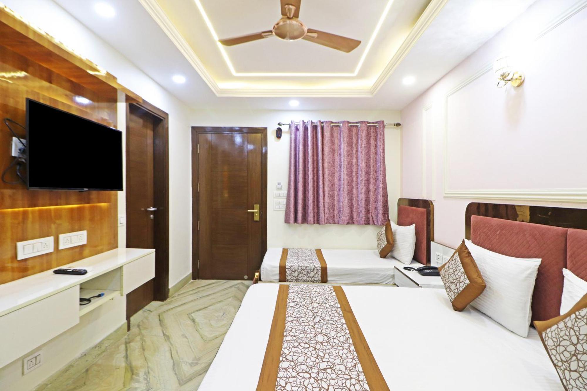 Hotel Samrat Residency 10 Mints Walking Distance Nizamuddin Railway Station New Delhi Extérieur photo