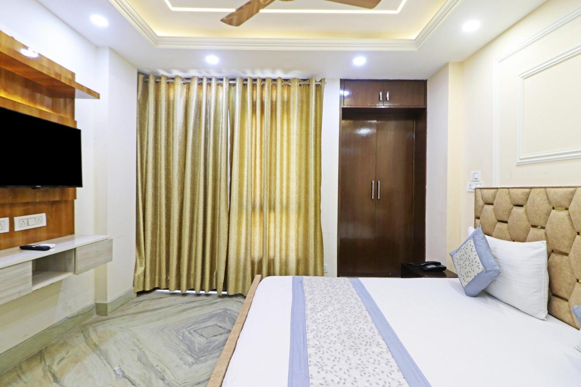 Hotel Samrat Residency 10 Mints Walking Distance Nizamuddin Railway Station New Delhi Extérieur photo